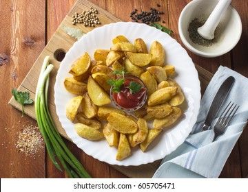 Fried potato slices